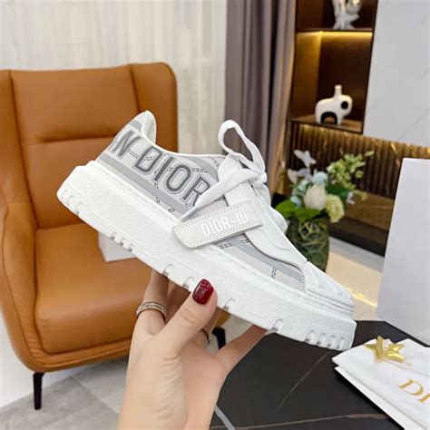 Dior sneakers outlet